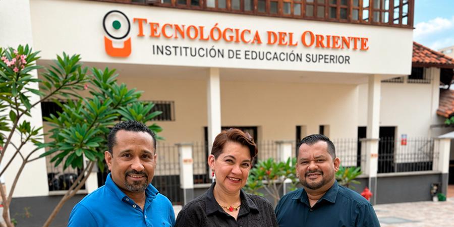 Profesores Tecnológica del Oriente